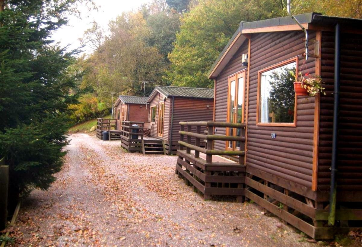 The Raddle Inn Log Cabins Croxden Buitenkant foto